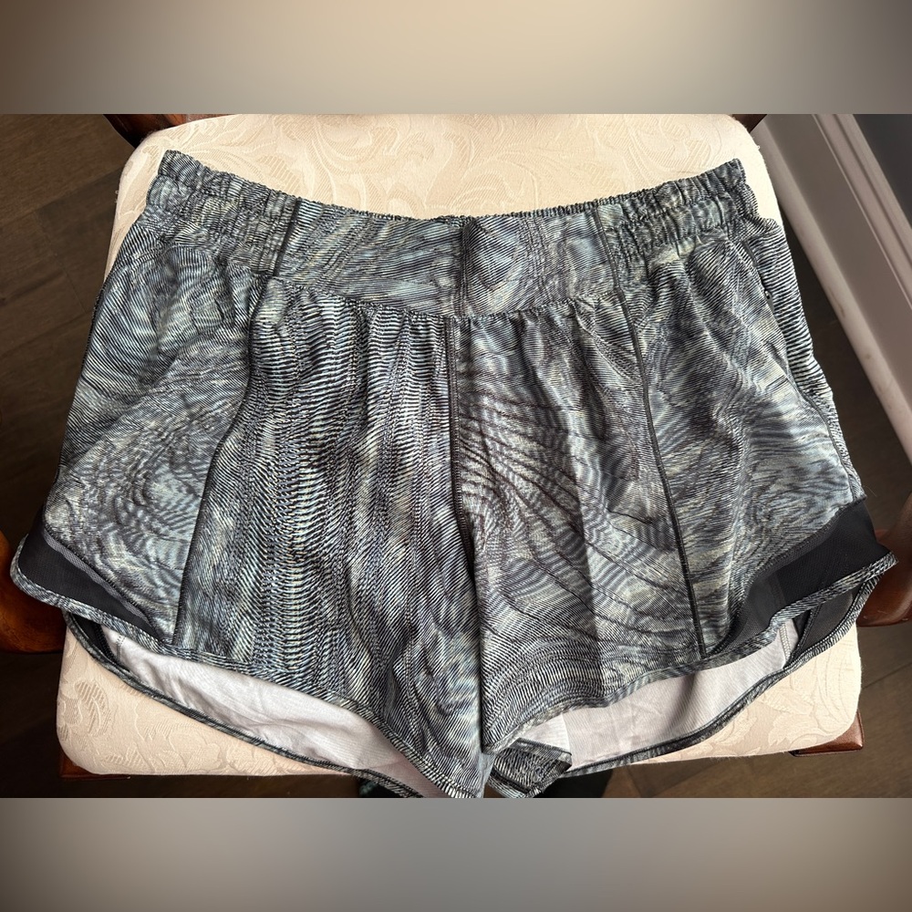 Lululemon Hotty Hot Shorts